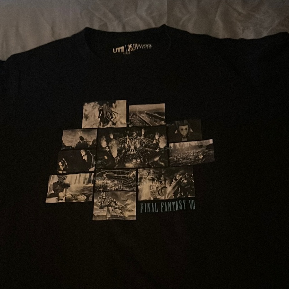 Final Fantasy VII Graphic T-Shirt